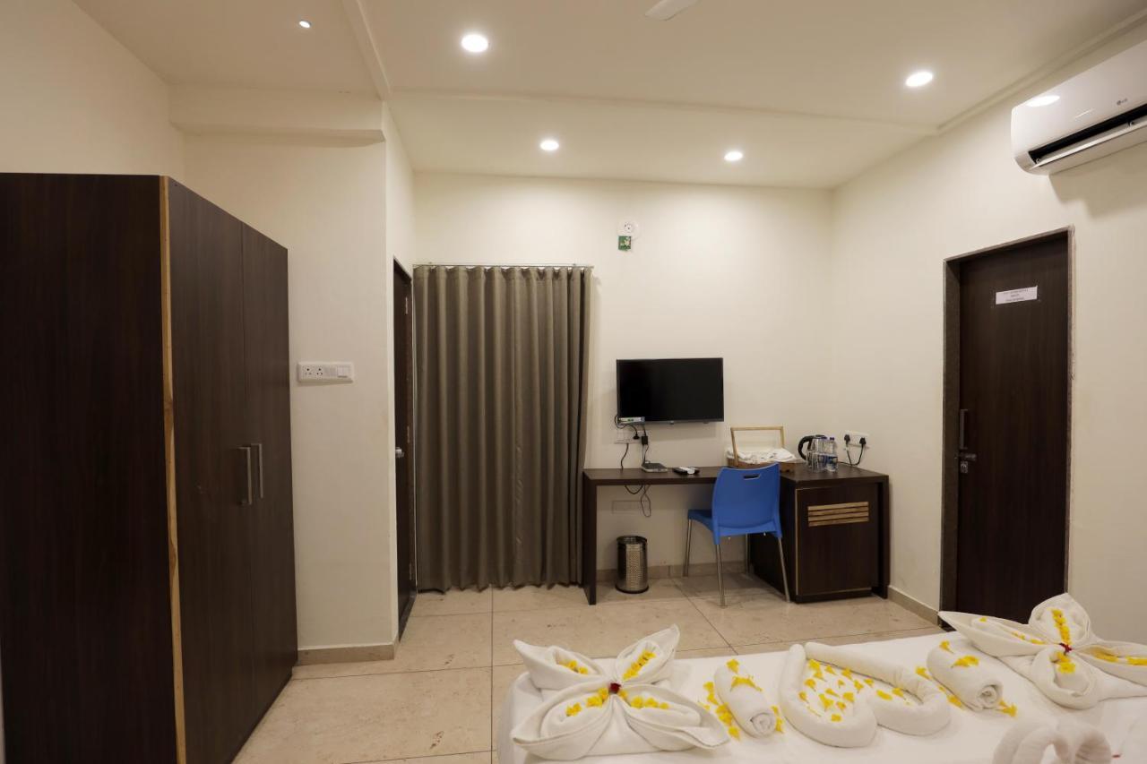 Leena Resort Garudeshwar Exterior photo